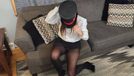 Rachel Adams Gets Her Head Stuck In A Hat HD