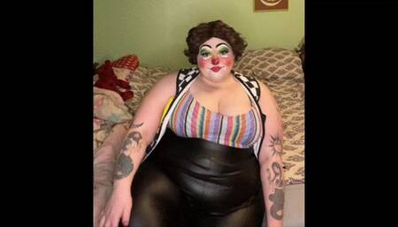 Ssbbw Clown worship strip down