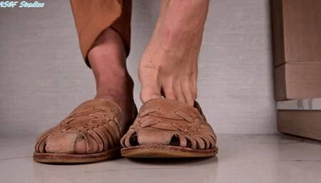 Goblin Goddess dirty flat shoeplay - MOV