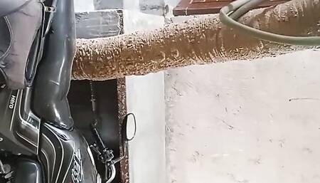 Aunty gand dekh kar muth marna pada