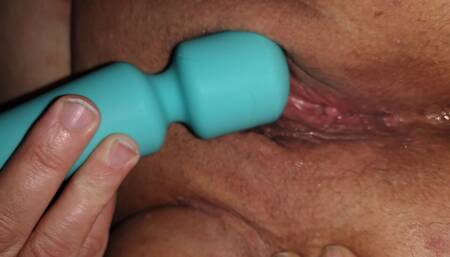 love playing with my toys i really enjoy cumming on my toys