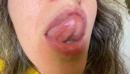 natural plump lips mpg