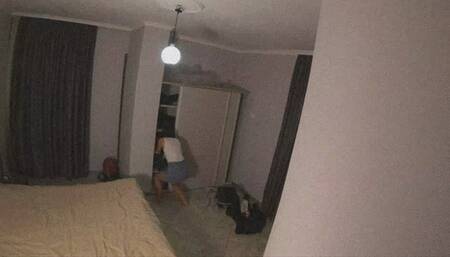 Caught a busty thief and sucked her nipples