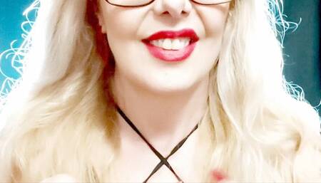 Close-up * Djarum Black * French Inhales *