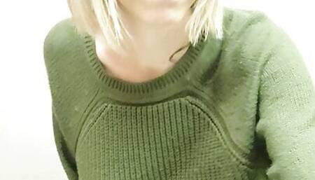 Cravingcleavage public change room