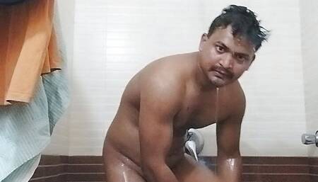 Handjob blowjob pumping bhatharoom cleaning now post video