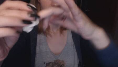 clear nails of polish