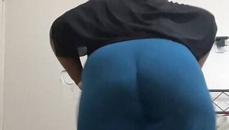 Wow look at that Muslim Ass