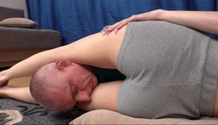 Teen chick holds boy's head between long legs and press by stomach, vf2611h 720p