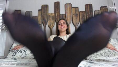 Sadie's Nylon Foot Tease