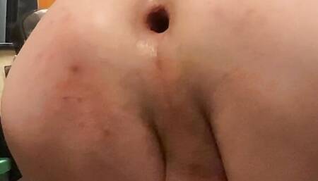 YOUNG BARLEY LEGAL TWINK SPREADS ASS AND GAPES HOLE