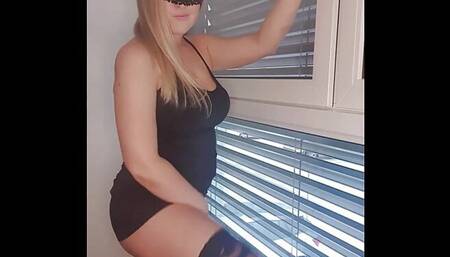 Milf 36 year old MILF Squirts All Over pink Dildo
