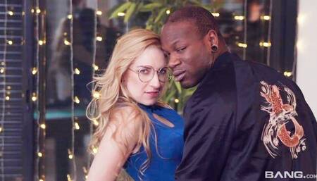 Nat Portnoy and Kali Sudhra share a BBC in an interracial threesome