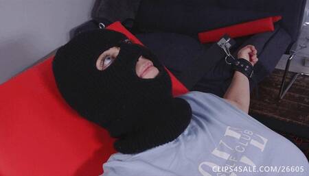 Lou Is Back & Crazy Ticklish! (FULL HD version)