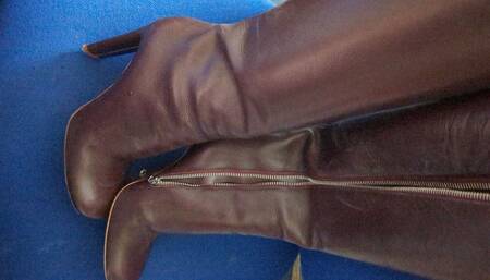 600 pound Mulberry Boots Covered With Cum