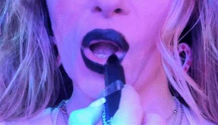 Black Messy Lipstick Lip Smelling (HD) WMV