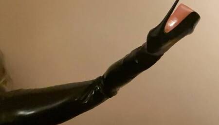 Young Jana Sissy in Latex Catsuit fucks herself with an anal dildo