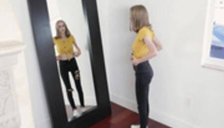 ExxxtraSmall - Alicia Williams Slim Waist Snatch Poundi