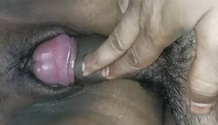DESI DIRTY BHABI WANTS BIG COCK OF HER LAPTOP SERVICE BOY