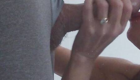 Sexy Granny Is A Oral Expert She Just Loves CUM