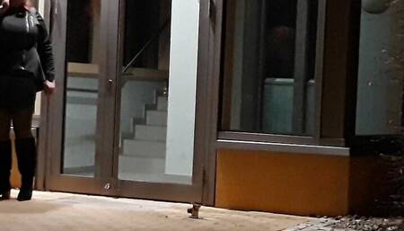 Dildo and gag in public on the doorstep