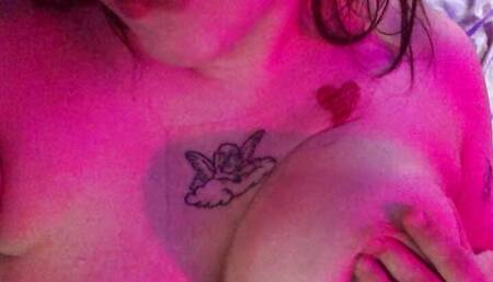 Chubby caresses herself in night