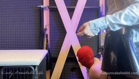 Licking,kissing and massage my feet