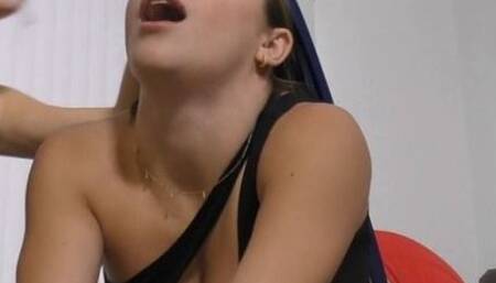 Da Queen Wedgied WMV