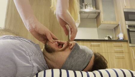 Barefoot Face Stomping & Trampling