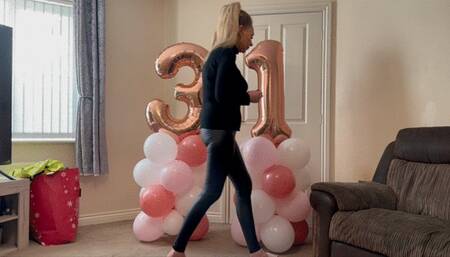 Balloon towers pin pop HD