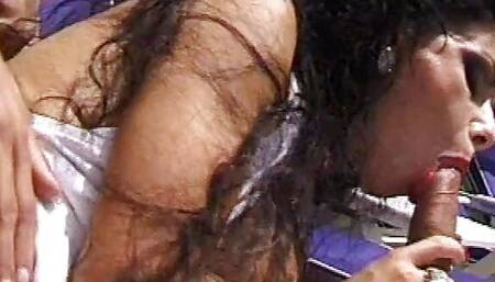Sonia Eyes from prod Angelica Bella SOTTO IL VESTITO sc 03
