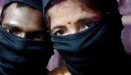 Desi Indian old bhabhi ki chudai Kiya doggy style mein