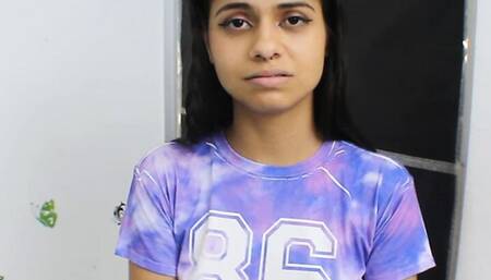 Fuck my stepdaughter in exchange for not saying anything to her stepmother - Porn in Spanish