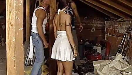 Two videos not to be missed with Veronica Bella and eager