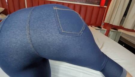 TIMERING MY FARTS FOR THE NEXT FART OLYMPICS - BY ISABELITA - CLIP 4 IN FULL HD