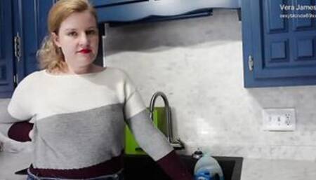 Sexyblonde69xx - A Very Taboo Holiday W Mommy