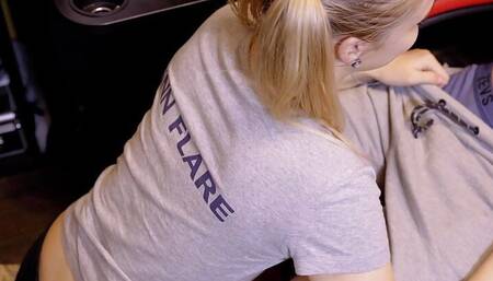 Stepsister is ruining my computer game!