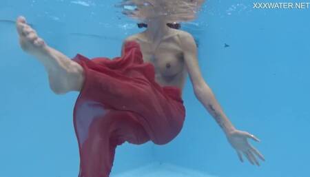 Tiny trailer with randy Hermione Ganger from Underwater Show