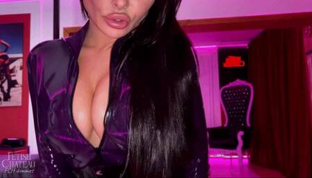 Purple latex catsuit teasing with Evilwoman