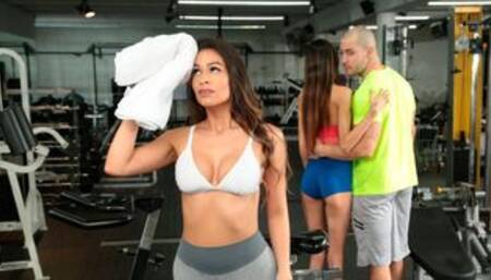 Sporty beauty Katana Kombat is having sex right in the gym