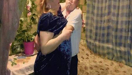 Who will lift whom?  MP4(1280*720)HD