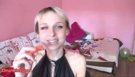 Baby carrots for me [ELLIS],