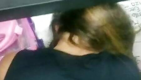 Quickly fuck in store