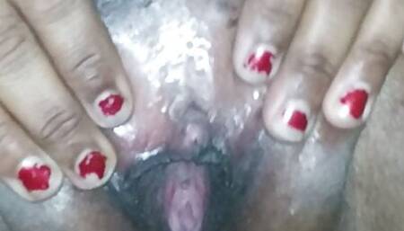Sexy hot ritu bhabhi sex use earphones