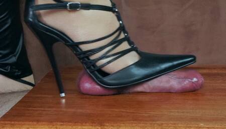 Weronika - Splash Your Balls Like A Pro - Shoe - HD 1920x1080