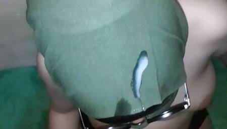 Niqab milf get cumshot