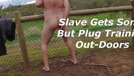 Slave Butt-plug Trained Out-Doors