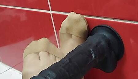 Footjob in nylon