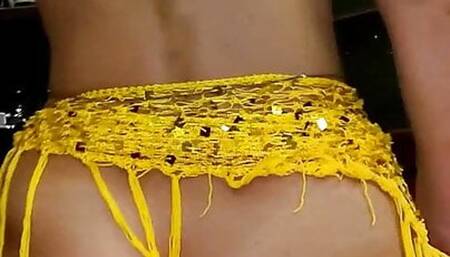 Bellydance on the husband prick in reverce cowgirl pose