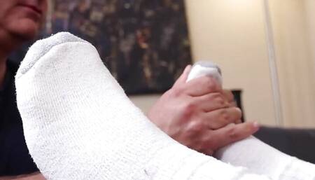 Daddy foot worships and licks toes of muscular hunk Brad